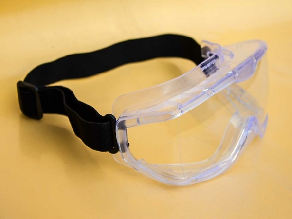 Arbeitsschutzbrille 450 2